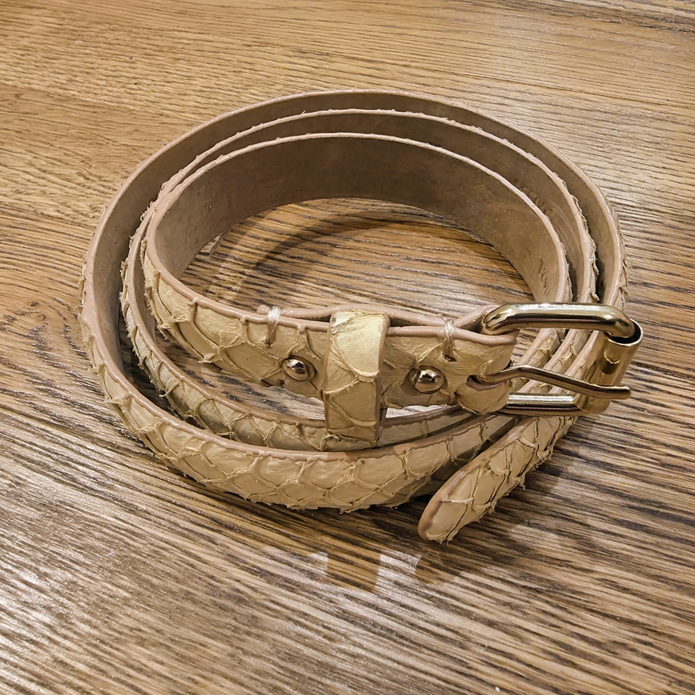 Ann Taylor Textured Cream Belt